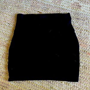 Windsor black mini skirt